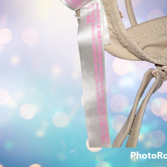 Victoria Secrets PINK Bra - Picture 3 of 7